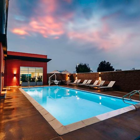 Hyatt Place Sacramento International Airport מראה חיצוני תמונה