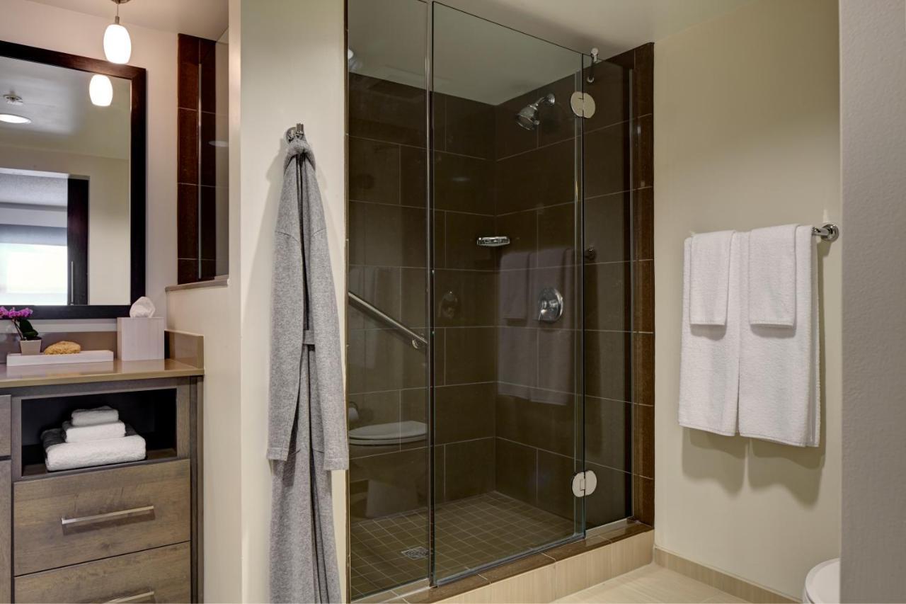 Hyatt Place Sacramento International Airport מראה חיצוני תמונה